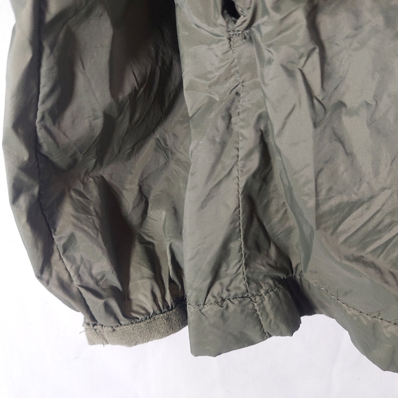 Bench packable khaki green windbreaker jacket, small - Picture 4 of 9